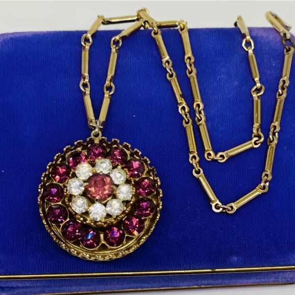 RARE 1960 VINTAGE ESTATE SIGNED CORO PEGASUS RHINESTONE 15" NECKLACE - Picture 3 of 6